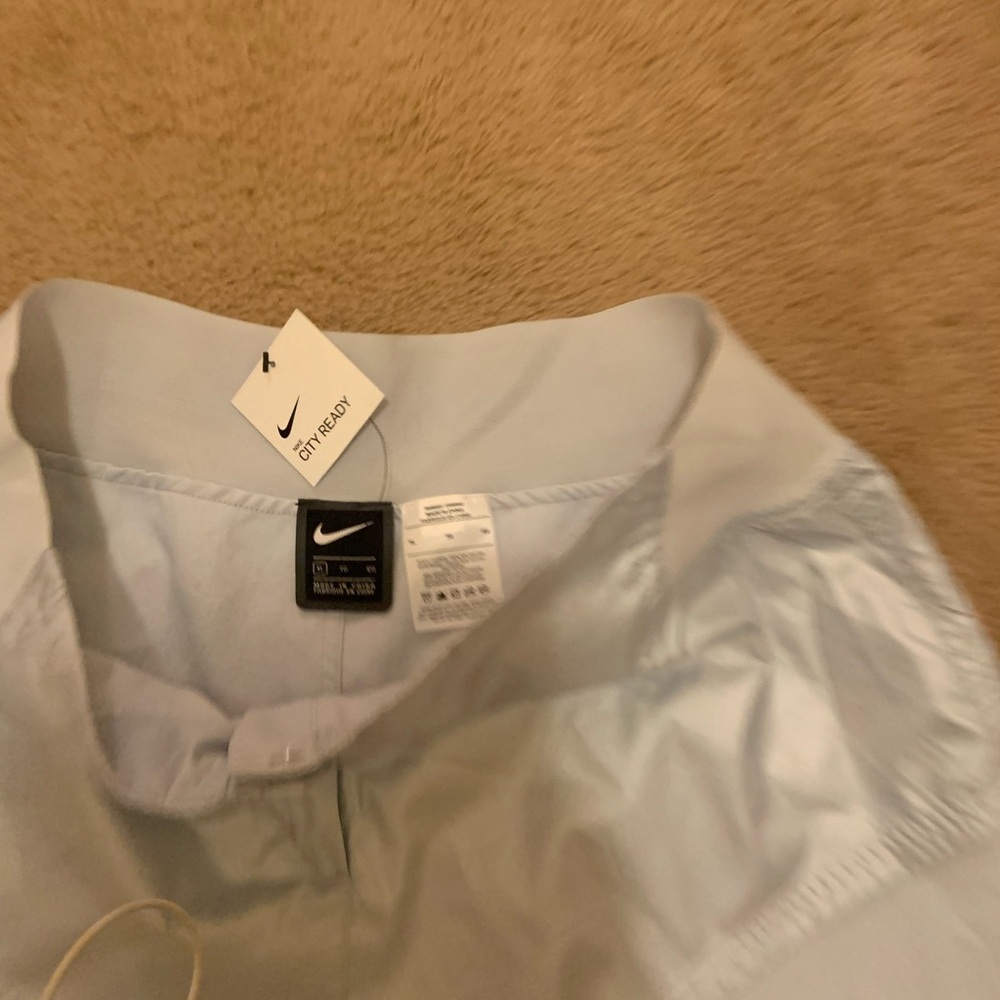 Nike Women's City Ready 2-in-1 Shorts NWT XL silver active streetwear fall - Picture 5 of 12